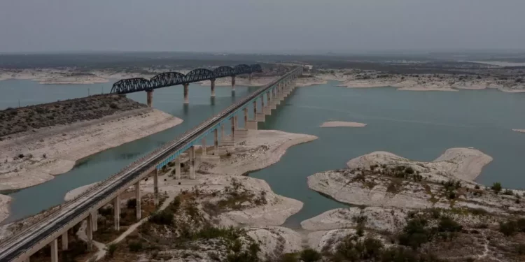México reafirma disposición de cumplir tratado de aguas con Estados Unidos pese a sequía