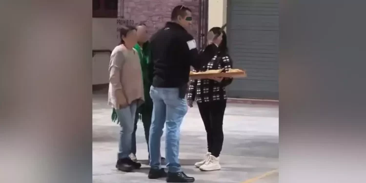 VIDEO | Arma en manos de policía imprudente: el video que encendió las alertas en Teposcolula