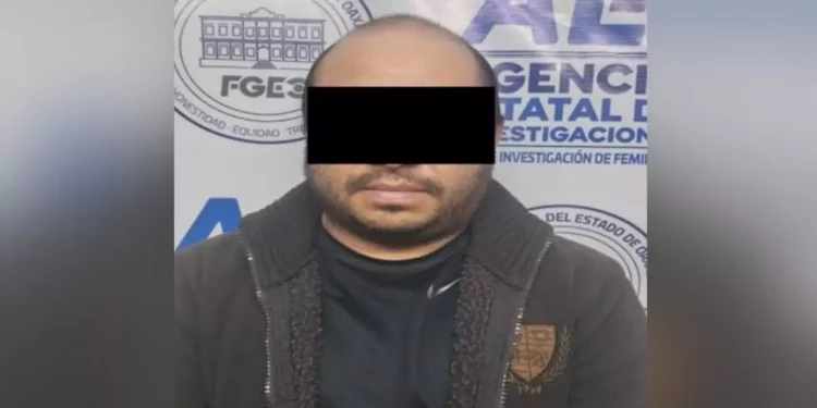 Prometía empleo y cobraba miles: cae hombre vinculado a venta ilegal de plazas en Oaxaca