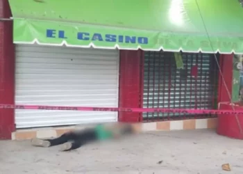 Asesinan a joven en San Juan Cacahuatepec