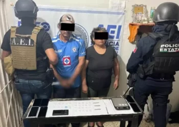 Cateo en bar de Cuicatlán deja dos detenidos y drogas aseguradas