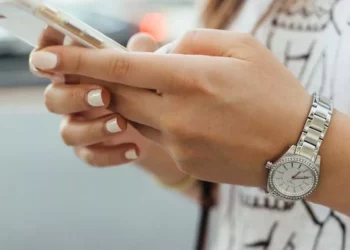 ¿Cómo la IA ha cambiado la forma en la que la usamos los teléfonos inteligentes?