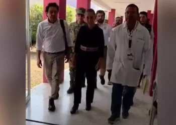 VIDEO | Sheinbaum llega a Tehuantepec para reunirse con familiares de víctimas del descarrilamiento