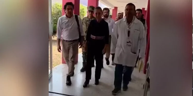 VIDEO | Sheinbaum llega a Tehuantepec para reunirse con familiares de víctimas del descarrilamiento