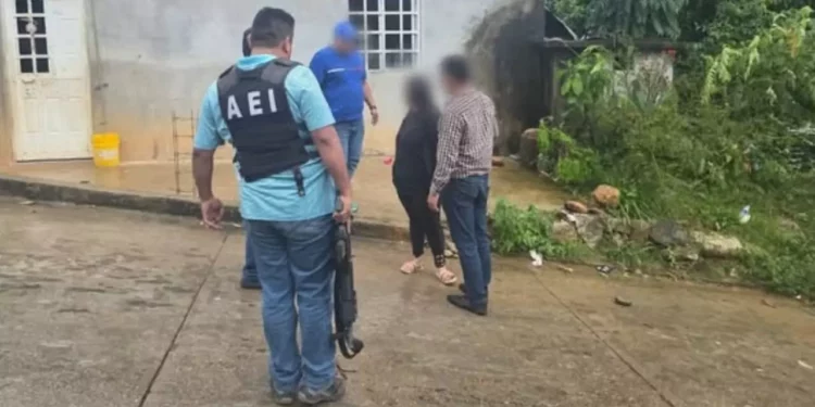 Localizan en Oaxaca a adolescente estadounidense reportada como sustraída