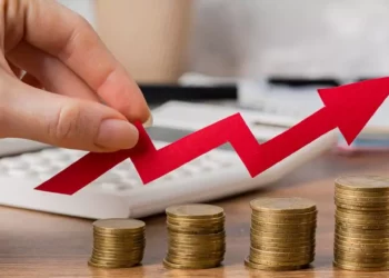 Salario mínimo subirá hasta 13% en 2026: el mayor nivel en más de cuatro décadas