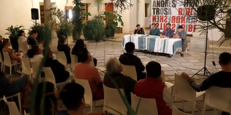 El silencio como materia poética: César Dite presenta Manifestación de silencios en la Biblioteca Henestrosa