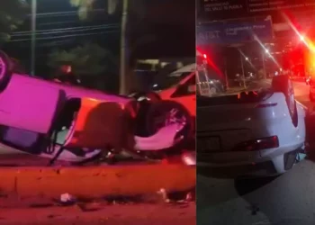 Volcadura nocturna en la Costera 200 revela conducción riesgosa y abandono