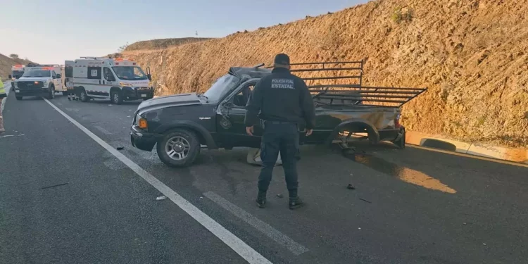En el sitio fue localizada una camioneta Ford Ranger, cabina y media, color negro.