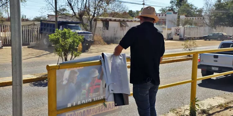 Foto: IEEPCO // El IEEPCO difundió un “operativo” de retiro de propaganda electoral en favor de la continuidad de Salomón Jara en el gobierno.