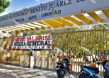 Foto: Rubén Morales // La UABJO suspendió actividades a causa de la movilización sindical del STEUABJO.