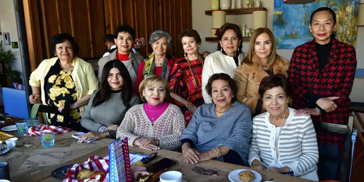 Fotos: Rubén Morales // Mary Marichalar celebró su cumpleaños en compañía de su familia.