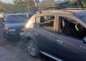 El accidente se suscitó en la avenida 2 de Abril esquina Cuauhtémoc.