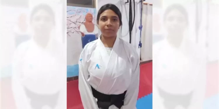 Marytiana Dasha se prepara para viajar a Nicaragua al Centroamericano de Karate Do.