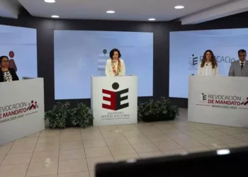 Anoche se llevó a cabo el segundo foro en torno a la revocación de mandato, previo al ejercicio del 25 de enero.
