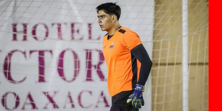 Fotos: Leobardo García Reyes // Carlos Eduardo Rodas Ozuna, nuevo cancerbero de Alebrijes.
