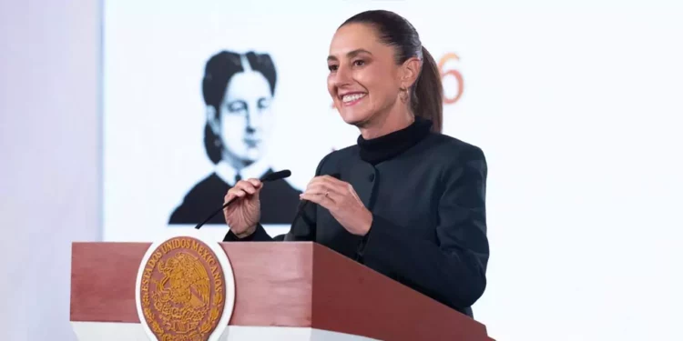 Claudia Sheinbaum hizo un llamado a gobernadores, gobernadoras, presidentas y presidentas municipales a destinar una parte de sus presupuestos a la intervención de caminos.
