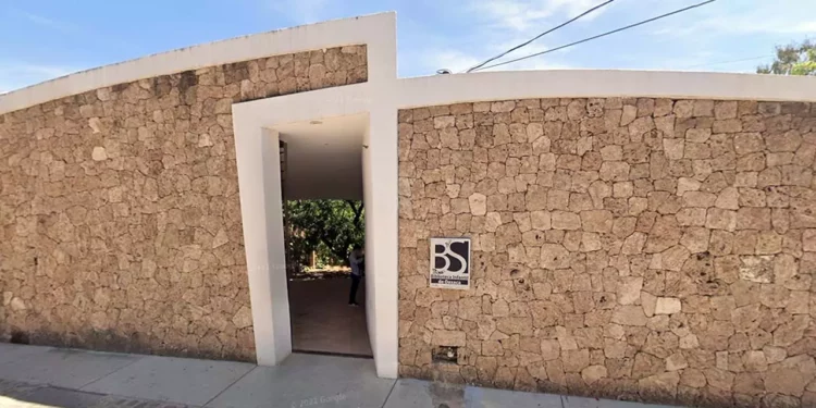 Foto: Google Maps – ilustrativa // En periodos de clases, da mucho gusto ver grupos de niños formados, en espera de que abran los museos para entrar a su visita, esas visitas se podrían ampliar a las bibliotecas.