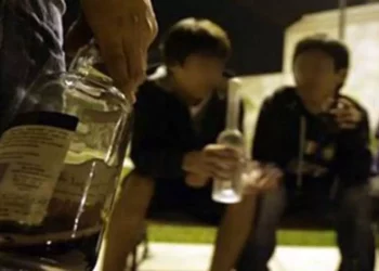 Foto: ilustrativa // Consumo de alcohol en niños de Oaxaca, mucho más temprano que el promedio nacional.