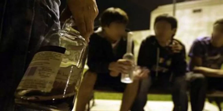 Foto: ilustrativa // Consumo de alcohol en niños de Oaxaca, mucho más temprano que el promedio nacional.