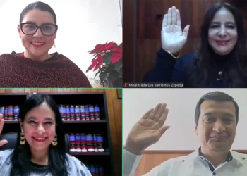 De hecho y de derecho, consejeros de la Sala Xalapa del TEPJF abren la puerta a votar sin credencial de elector.