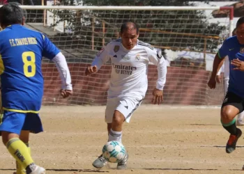 Estará de regreso de Liga Premier de futbol de veteranos.