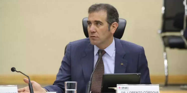 Foto: Agencias // El ex consejero presidente del INE, Lorenzo Córdova, calificó de regresiva la propuesta de reforma electoral de Claudia Sheinbaum.