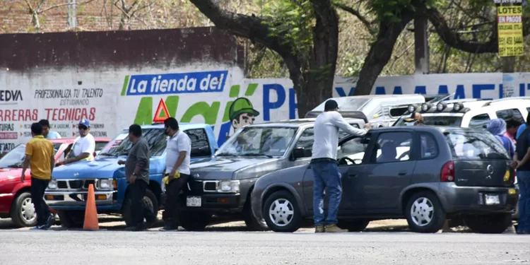 Foto: Archivo El Imparcial // El tianguis de autos que presuntamente saldrá de Brenamiel.