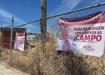 En redes divulgan denuncias contra el secretario de Sefader, Víctor López Leyva, donde se presumen frenar apoyos al campo si se revoca el mandato a Jara.