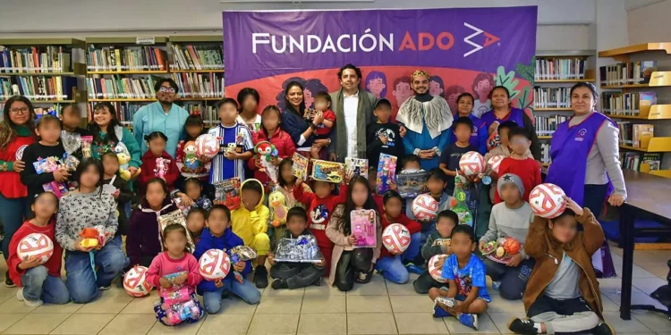 Fotos: Rubén Morales // Fundación ADO agradeció la confianza de las madres y padres de familia en esta jornada.