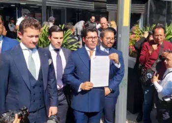 Foto: Agencias // Familiares de lesionados y víctimas del descarrilamiento van contra empresas, el gobierno de México e, incluso, los hijos de López Obrador.