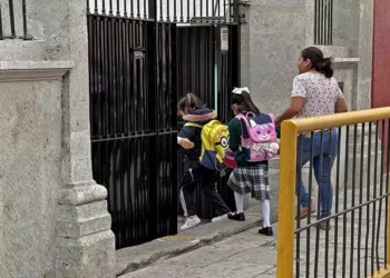 Foto: Archivo El Imparcial // Hoy, de nuevo las carreras por llegar puntuales a la escuela.