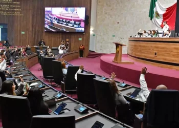 Foto: Congreso de Oaxaca // La sesión ordinaria de diputados en San Raymundo Jalpan.