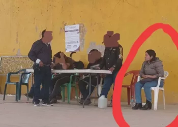 Foto: Redes sociales // La comunidad de Santa María Zaniza mantenía encarcelada como sanción a la delegada de paz Adrianta Rodríguez, quien vía sobornos pretendía “robarse” boletas.