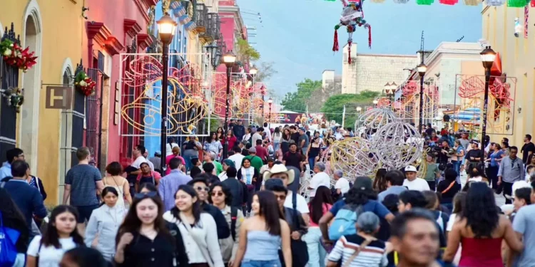 Foto: Gobierno del Oaxaca // Ligero incremento en cifra de visitantes en la temporada decembrina.