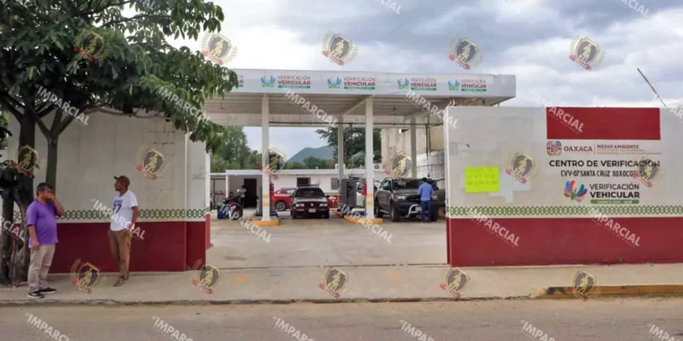 Foto: Archivo El Imparcial // El objetivo de la verificación es certificar que los vehículos automotores en circulación no rebasen los límites máximos permisibles de emisión a la atmósfera.