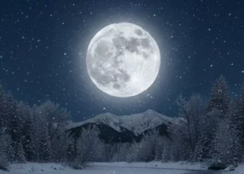 ¿Estás listo para ver la Luna de Lobo 2026 y la última superluna de la temporada?