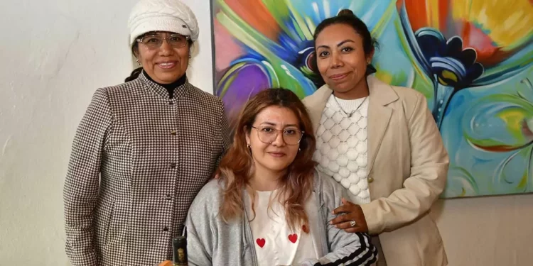 Fotos: Rubén Morales // Perla Escamilla acompañada de sus amigas durante la celebración de su cumpleaños.