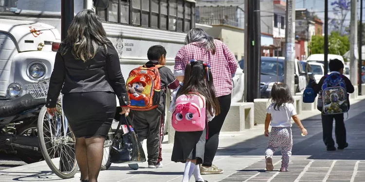 Foto: Archivo El Imparcial // Persistente incremento en costo de colegiaturas de escuelas privadas.