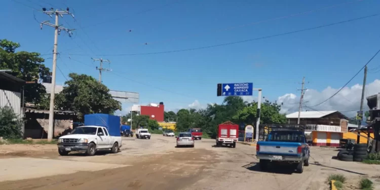 Apagón deja sin luz ni internet a Puerto Escondido y municipios cercanos