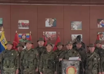 Venezuela activa máxima alerta militar tras secuestro de Maduro, asegura ministro de Defensa