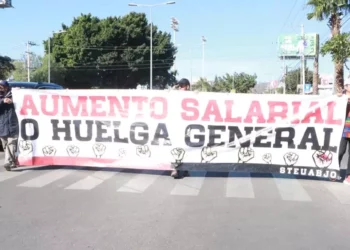 Con marcha, inicia STEUABJO semana de protestas
