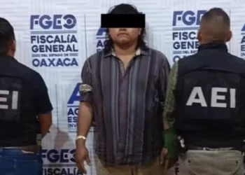 Cae años después: detienen a ex policía por abuso de autoridad contra una menor