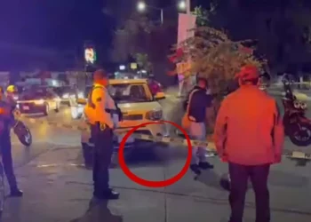 Exceso de velocidad cobra otra vida en Símbolos Patrios: motociclista muere tras choque múltiple