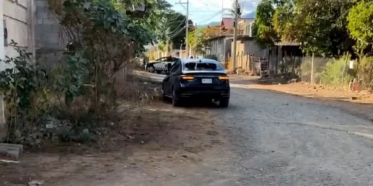La unidad no contaba con ocupantes al momento de ser encontrada.