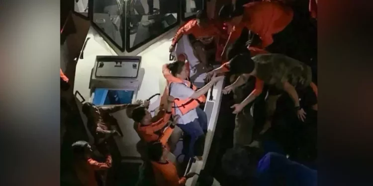 VIDEO | Tragedia marítima en Filipinas: ferry con 350 pasajeros naufraga y deja al menos 18 muertos