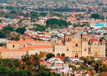 Más allá de los mitos de antaño y ogaño, está la historia viva de nuestros antepasados, la cual nosotros, los vivos, conservamos.