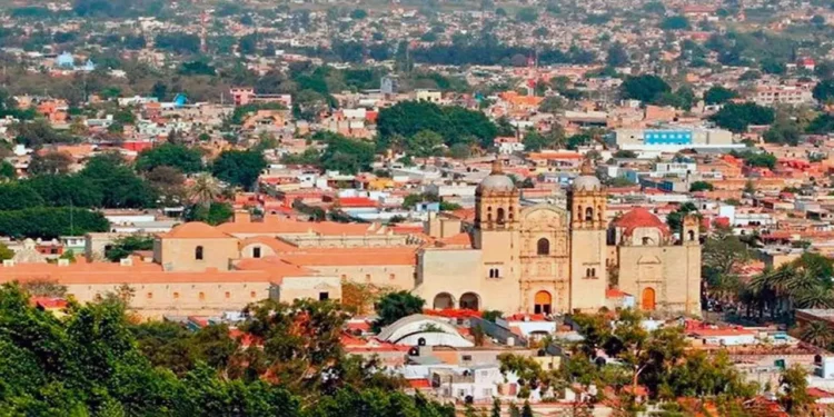 Más allá de los mitos de antaño y ogaño, está la historia viva de nuestros antepasados, la cual nosotros, los vivos, conservamos.