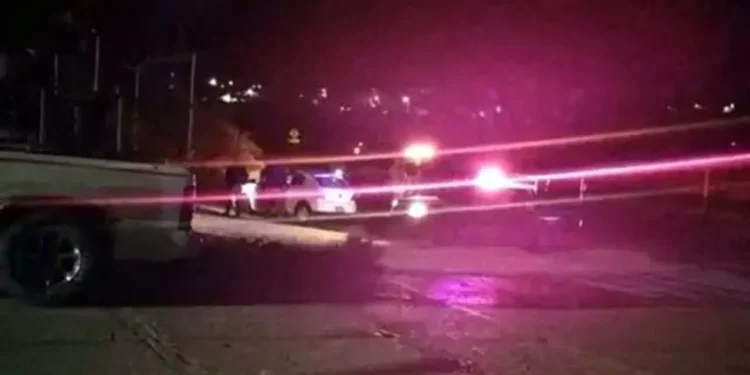 Dos jóvenes fueron asegurados por elementos de seguridad.