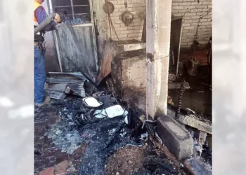 El incendio cobró la vida de un perro que se encontraba en la vivienda.